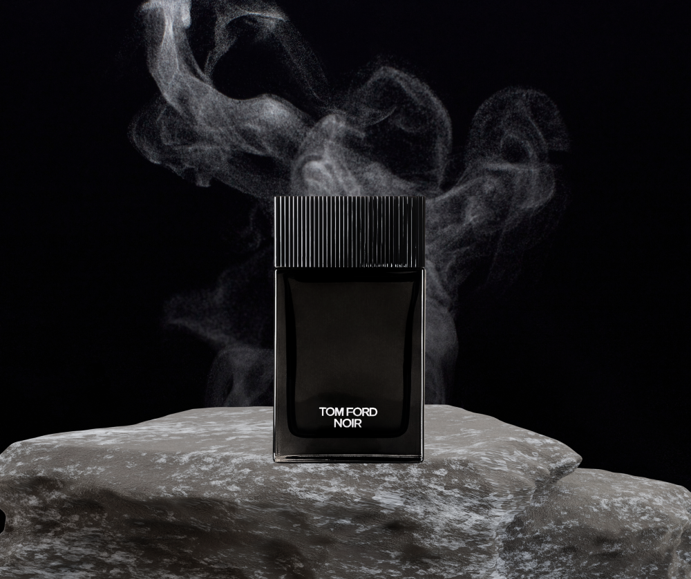 Tom Ford Noir muški parfem – elegantna crna bočica s luksuznim mirisom